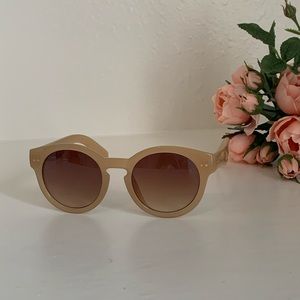 Retro Inspired Round + Brown Sunnies
